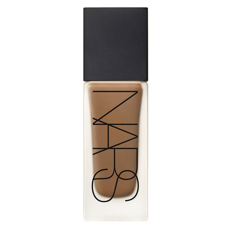 All Day Luminous Weightless Foundation, Trinidad Display zoomed image number 1: All Day Luminous Weightless Foundation, Trinidad