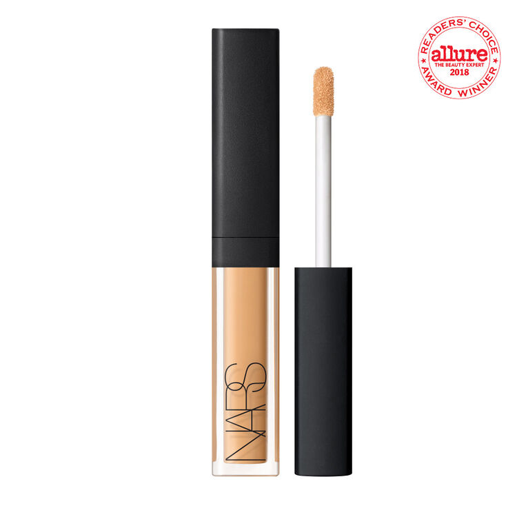Display zoomed image number 1: Mini Radiant Creamy Concealer, Sucre D'Orge