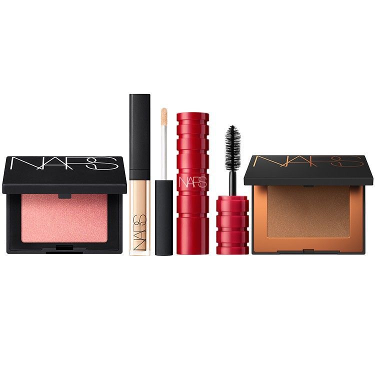 Display zoomed image number 1: Travel In Style Bundle, 