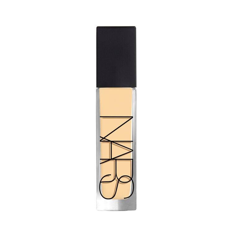 Display zoomed image number 1: Natural Radiant Longwear Foundation, Bruges