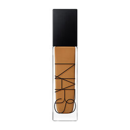 Natural Radiant Longwear FoundationNatural Radiant Longwear Foundation, Macao