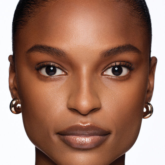 Natural Matte Longwear Foundation,