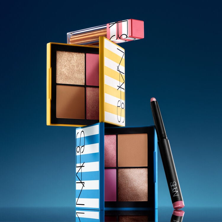 Total Seduction Eyeshadow Stick, Ablaze Display zoomed image number 12: Total Seduction Eyeshadow Stick, Ablaze