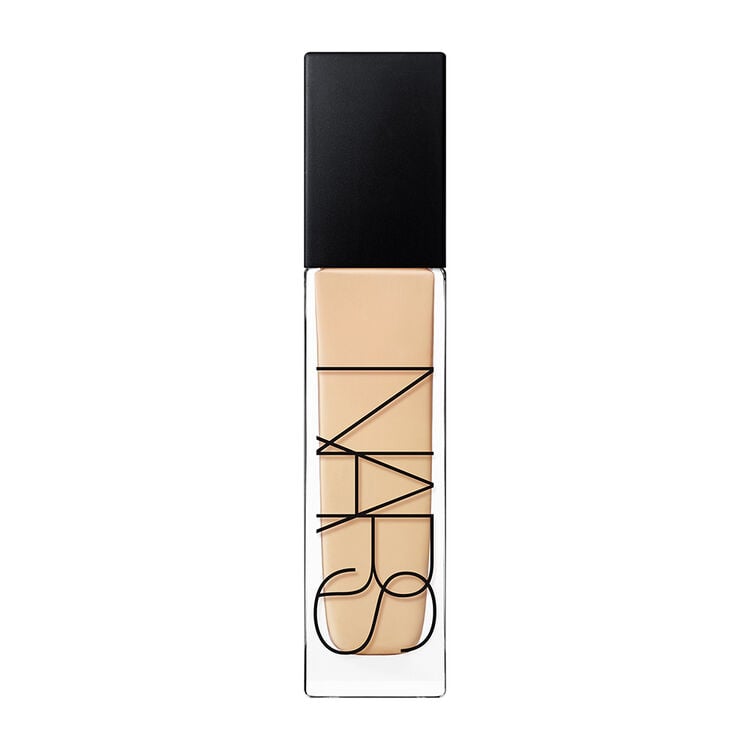 Natural Radiant Longwear Foundation, Deauville Display zoomed image number 1: Natural Radiant Longwear Foundation, Deauville