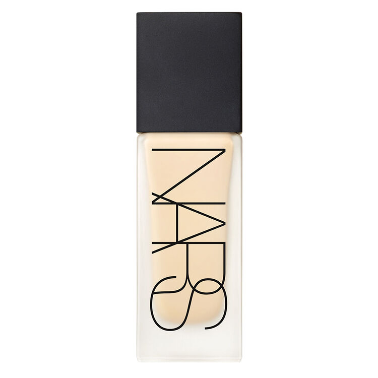 All Day Luminous Weightless Foundation, Punjab Display zoomed image number 1: All Day Luminous Weightless Foundation, Punjab