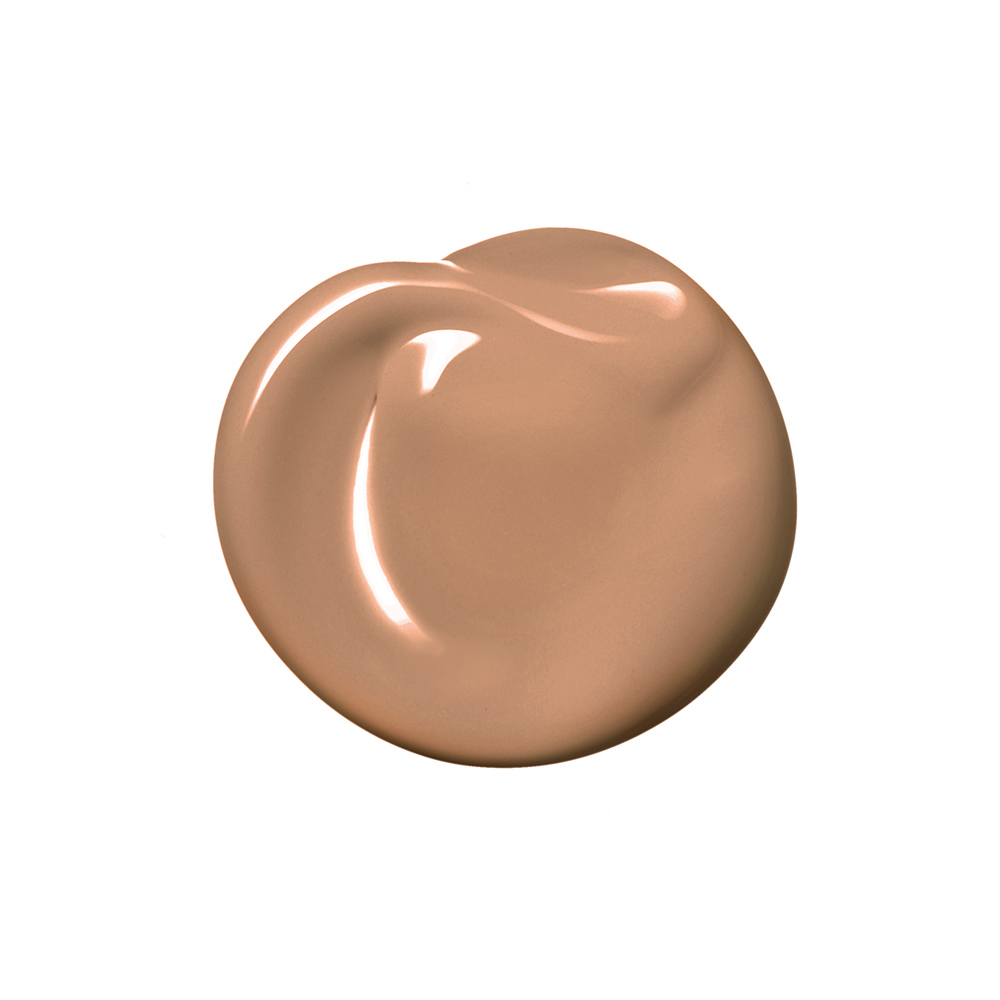 Sheer Glow Foundation, Macao