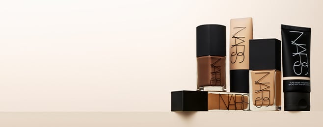 Foundation : Reveal your ideal formula, featuring sheer-to-full coverage options for every skin tone and type