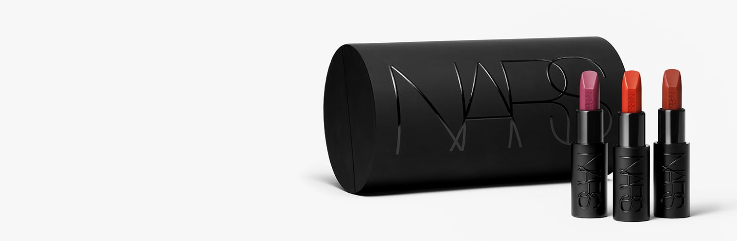 GAGNEZ LE LUXUEUX ROUGE À LÈVRES EXPLICIT