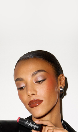 THE CYBER EVENT 25 % OFF SITEWIDE 30 % OFF 150 $ CA+